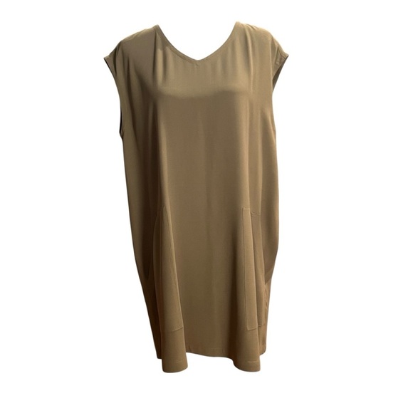 Eileen Fisher Dresses & Skirts - EILEEN FISHER 100% Silk V-Neck Tunic with Pockets in sage green SZ Small